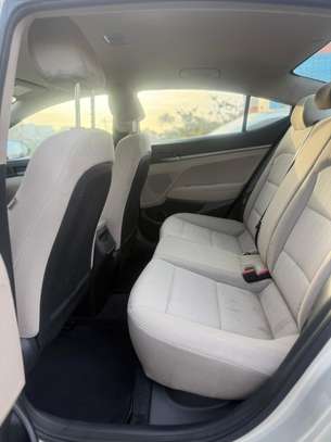 LOCATION HYUNDAI ELANTRA 2017 image 5