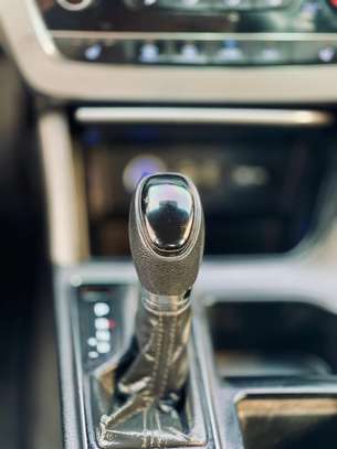 Hyundai sonata image 11