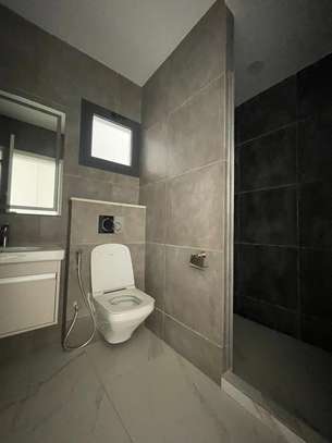 Appartement à louer aux Almadies Zone de recasement image 6