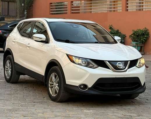 NISSAN QASHQAI image 1