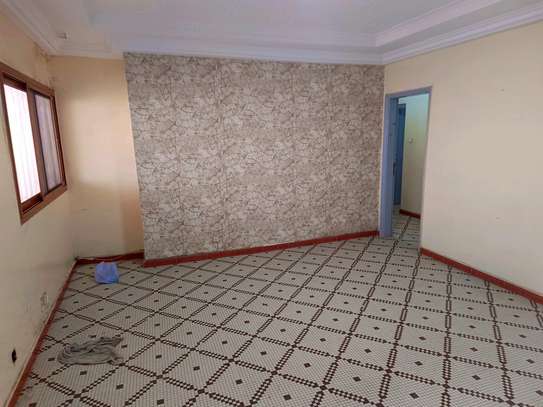 Appartement F3 sur la VDN yoff diamalaye image 9