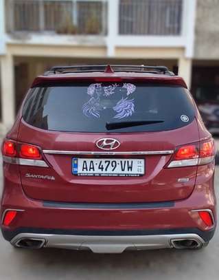 HYUNDAI SANTA FE 7 PLACES 4*4 image 4