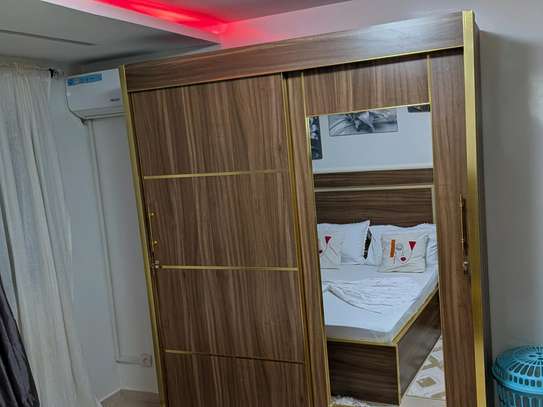 Ensemble chambre complet bois foncé design moderne image 10