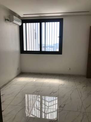 BEL APPARTEMENT F5 AU POINT E image 5