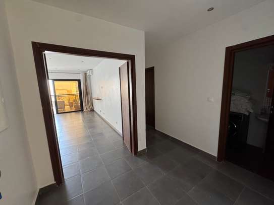 Lumineux F3 en Face King Fahad image 3