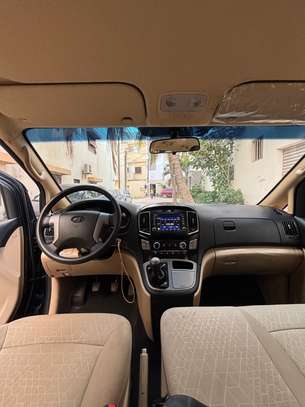 Hyundai de 12 places image 10