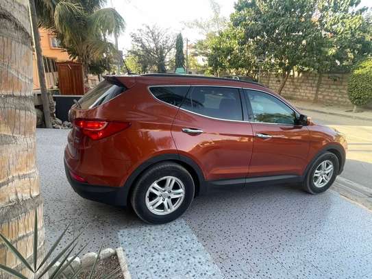 HYUNDAI SANTA FE 2016 image 2