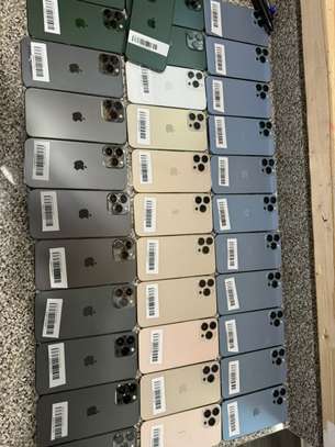 IPHONE 13 pro Max 128 giga image 3