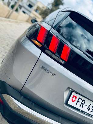 Peugeot 3008 GT 2018 image 6