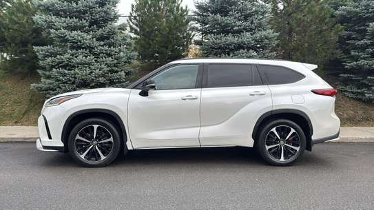 Toyota Highlander XSE édition spéciale image 5