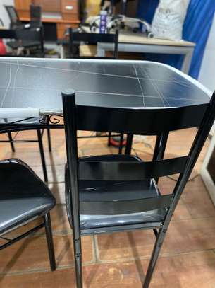 Table à manger image 8