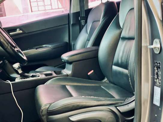 KIA SPORTAGE Venant Diesel image 9