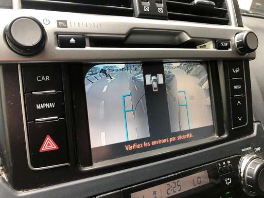 Toyota land cruiser VX image 7