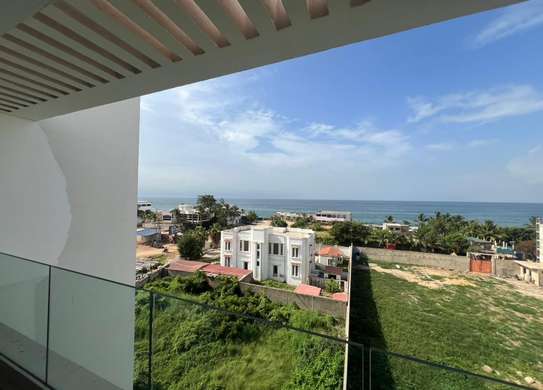 Appartement F4 duplex aux Almadies image 5