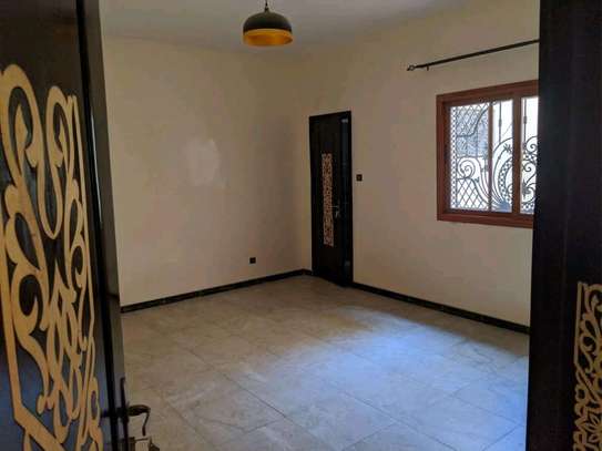 APPARTEMENT F4 A LOUER SIPRES 2 VDN image 5