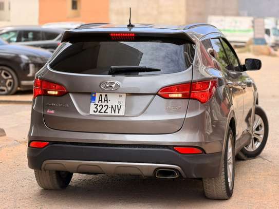 Hyundai santafe  2016 image 2