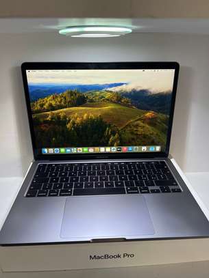 MacBook Pro 2020 Corei5 image 2