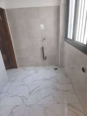 Appartement F4  à louer aux Almadies image 12