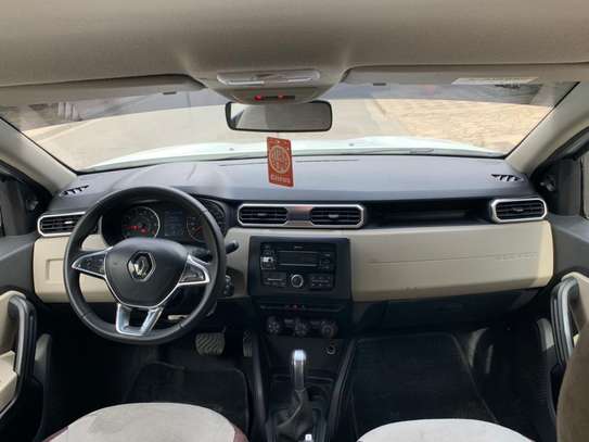 Renault Duster 2019 image 11