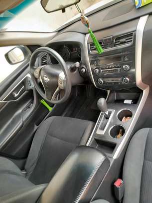 Nissan Altima 2015 image 2
