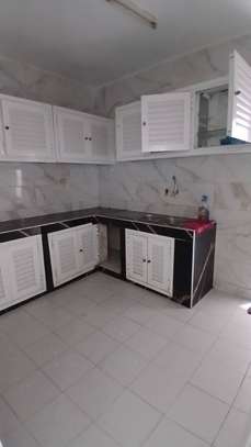 Duplex à louer a ouest foire image 3