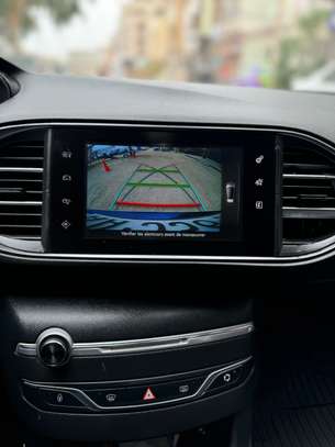 Peugeot 308 blue hdi image 5