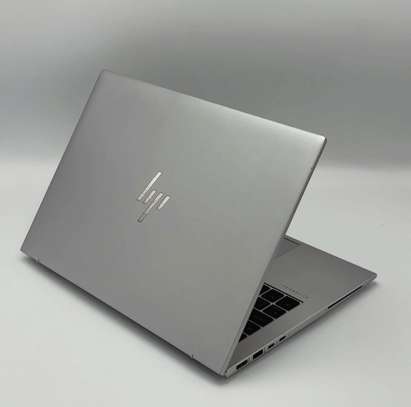 HP Elitebook 840 G10 13th Gen i5 14 Pouces image 7