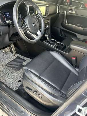 Kia Sportage diesel 2019 full options image 11