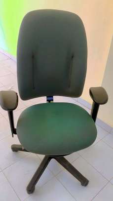 Chaise bureau image 4