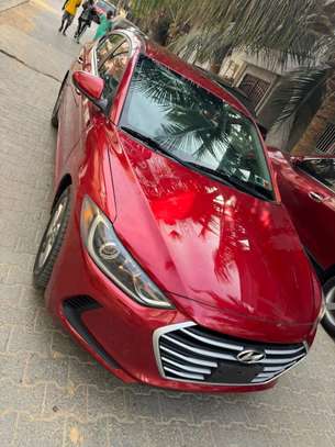 Hyundai Elantra image 7