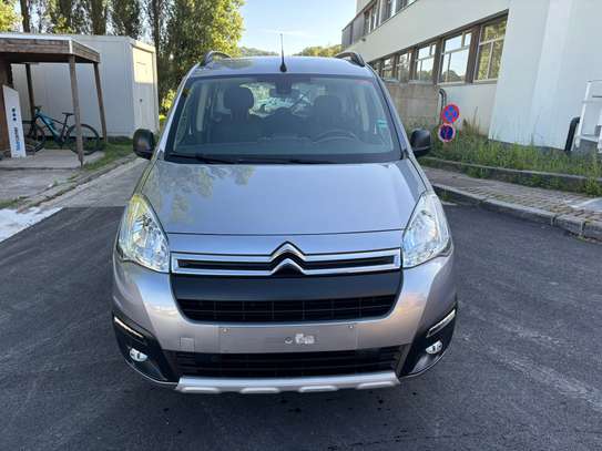 Citroen berlingo 2017 essence manuelle image 1