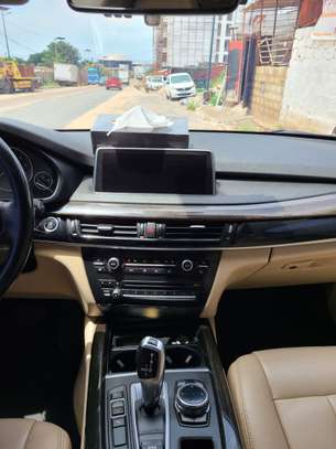 BMW X5 image 2