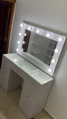 Coiffeuse royaume vanity image 3