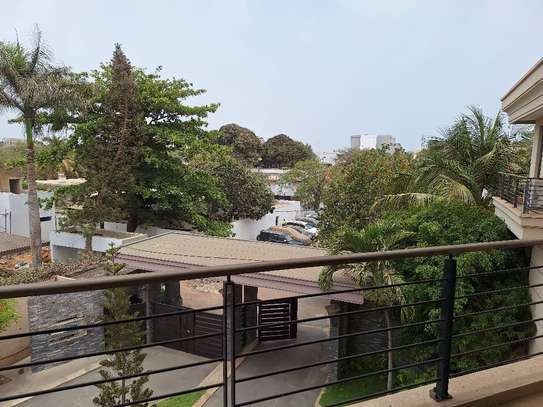 APPARTEMENT F3 A LOUER A FANN RESIDENCE image 2