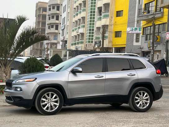 Jeep Cherokee 2015 Gris Automatique SUV image 3