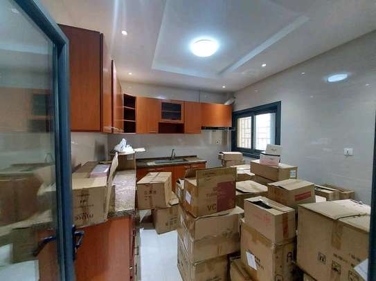Appartement très spacieux aux Almadies image 4