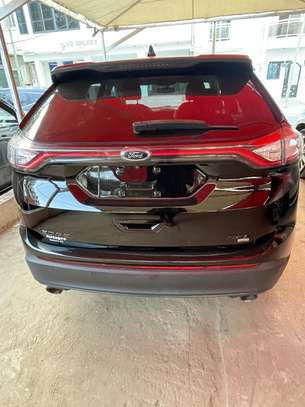 2018 Ford Edge image 2