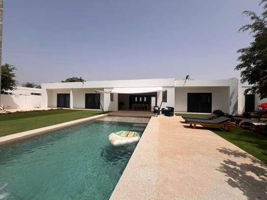 Villa Semi meublée avec piscine a Saly image 1