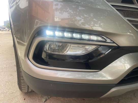 Hyundai santa fe  2017 image 3