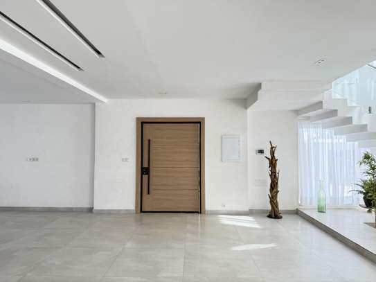 Villas à vendre à Saly dans une résidence fermée image 4