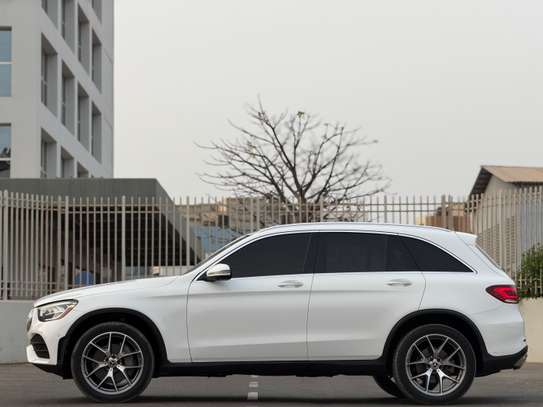 MERCEDES GLC 300 2021 image 4