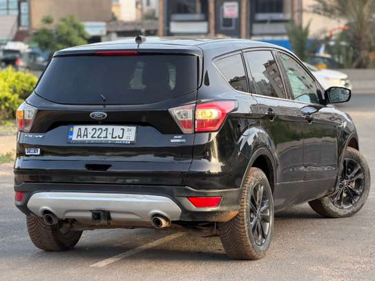 Ford escape image 5