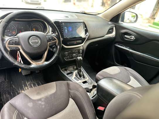 Jeep cherocké 2015 image 9