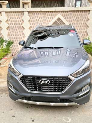 HYUNDAI TUCSON 2018 image 2