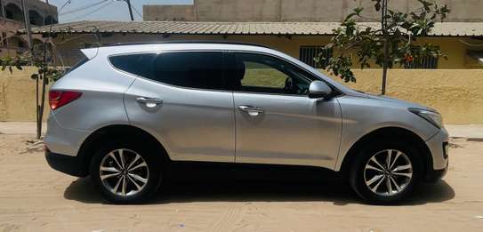 Hyundai santafe Diesel image 3