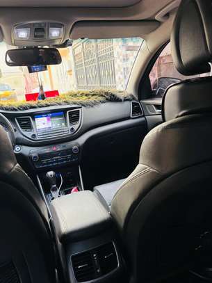 HYUNDAI *TUCSON EVGT* 2017 image 8