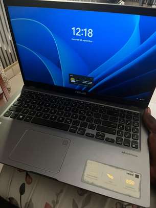 Ordinateur Portable ASUS CORE i3 à vendre image 3