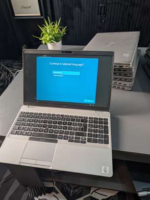 Dell i7 10th / SSD 256gb / 16gb ram ordinateur image 2
