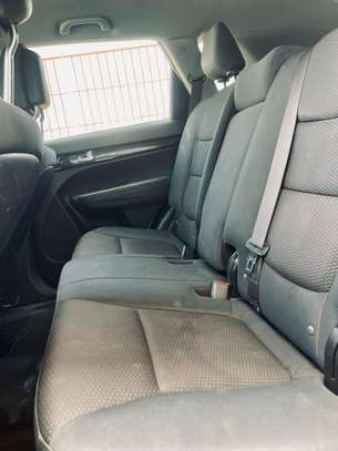Kia sorento image 9