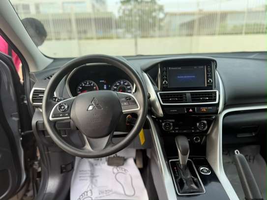 Mitsubishi éclipse image 12